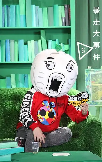 《暴走大事件 第六季》：这波操作秀到飞起！看完我直呼‘神来之笔’，笑到腹肌撕裂！